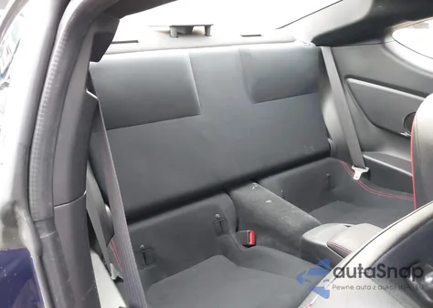 2016 Scion Fr-S z USA, uszkodzony, nr VIN JF1ZNAA17G9700230